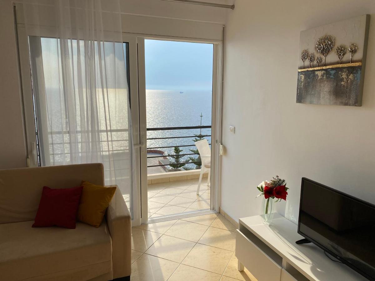 Apartment With Huge Sea View Balcony Sarandë 外观 照片