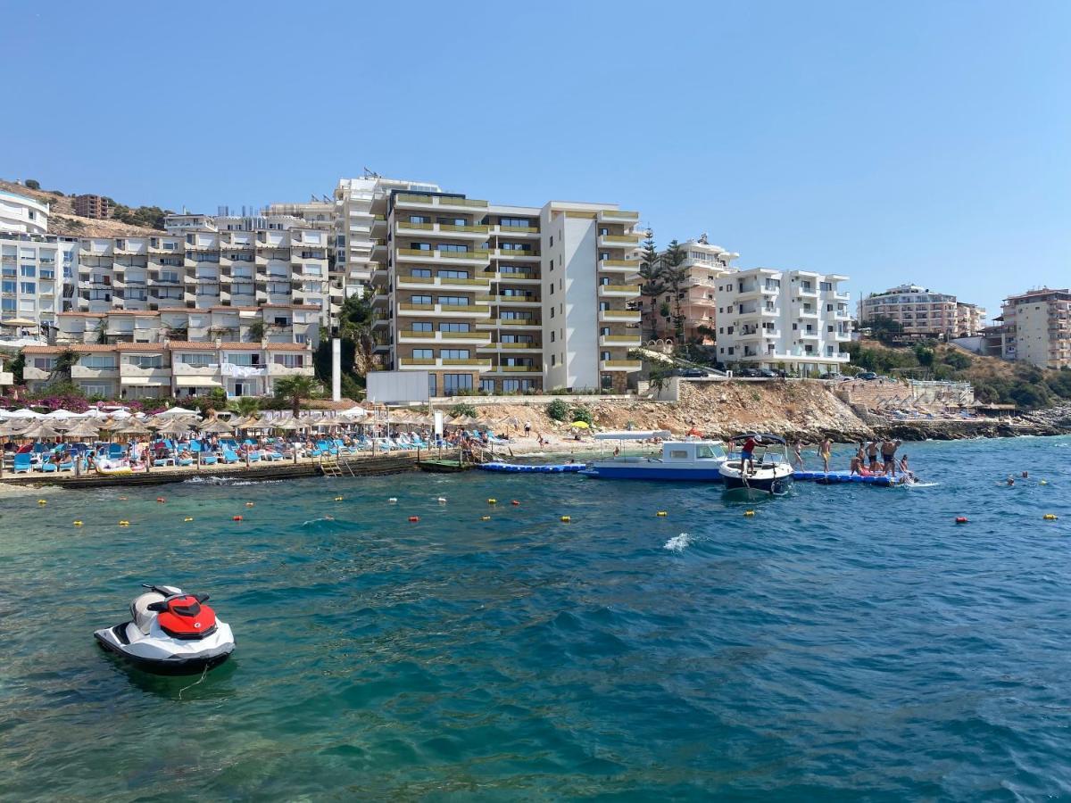 Apartment With Huge Sea View Balcony Sarandë 外观 照片