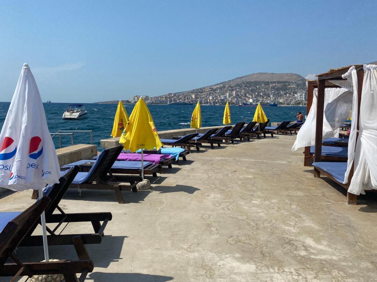 Apartment With Huge Sea View Balcony Sarandë 外观 照片