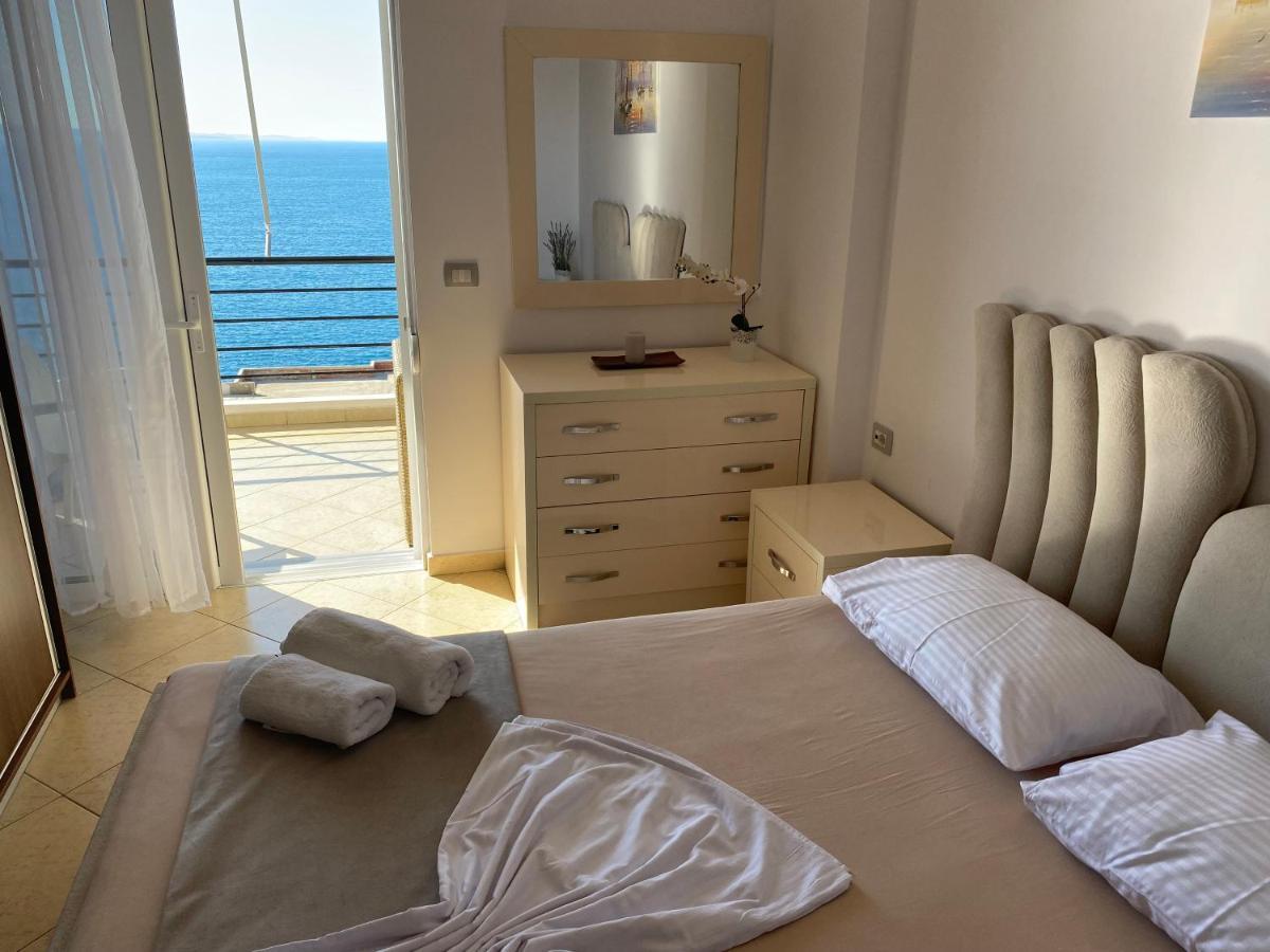 Apartment With Huge Sea View Balcony Sarandë 外观 照片